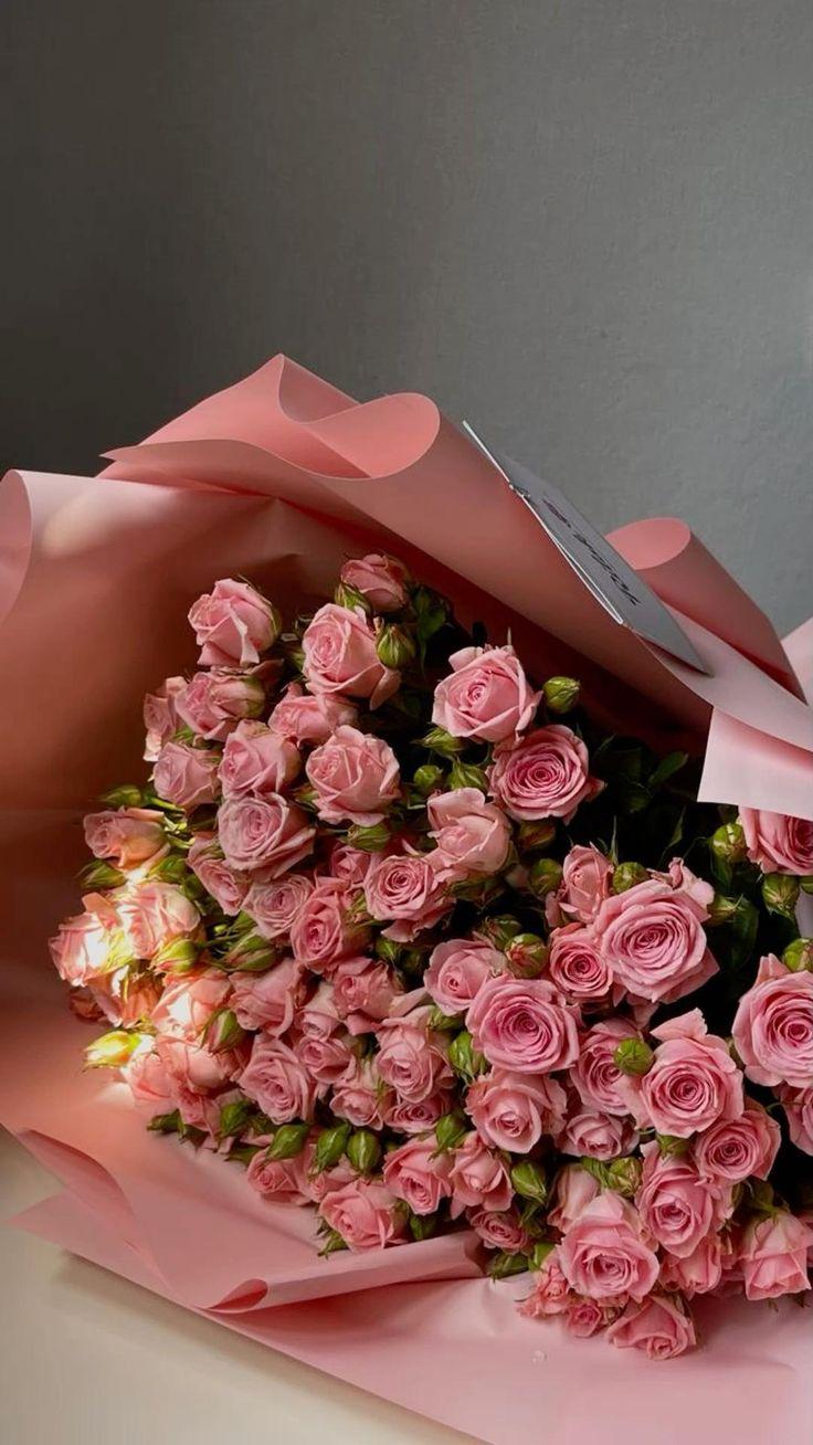 LevelBridgeArch workshop space where corporate flower arrangements are designed and prepared for business delivery